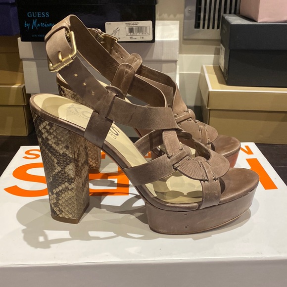 KORS by Michael Kors heels - Picture 1 of 5